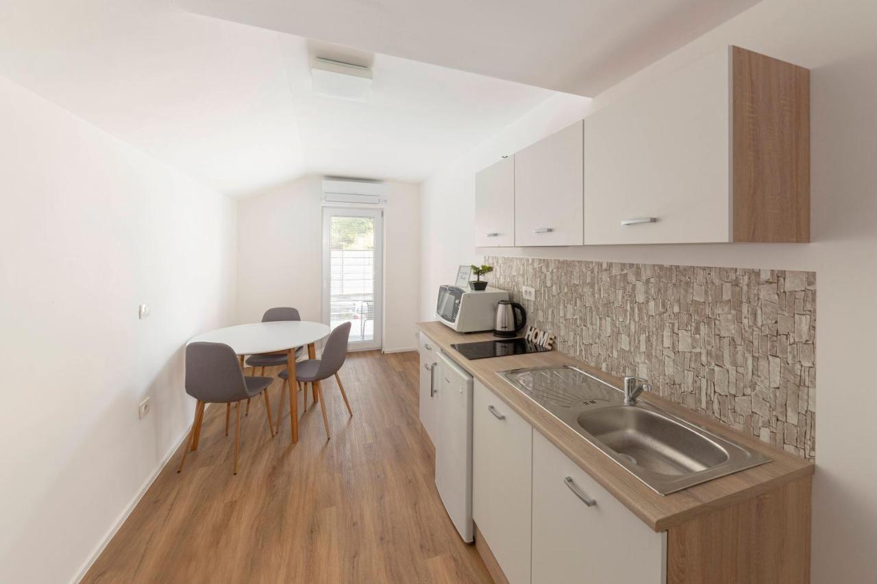 Apartments Berni Ljubljana Luaran gambar